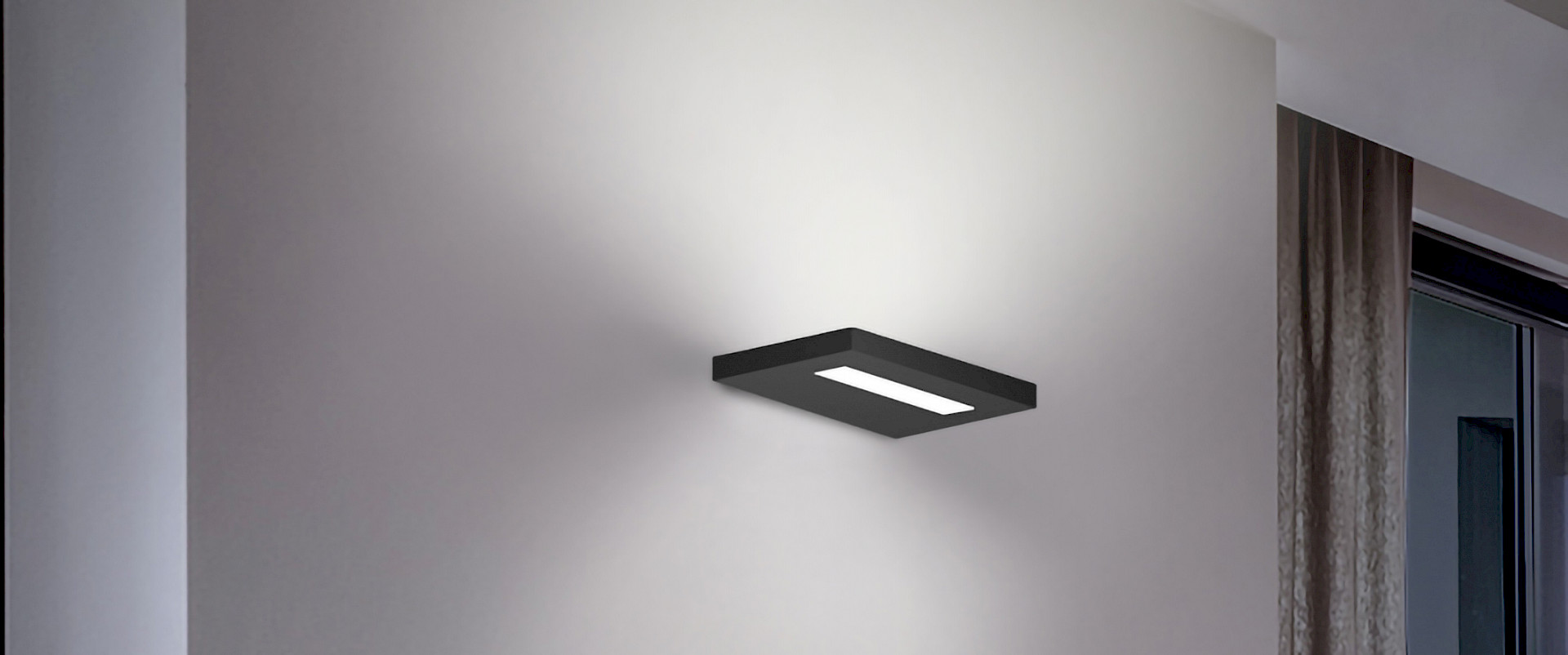 TeamItalia - Ariell wall light superflux updown